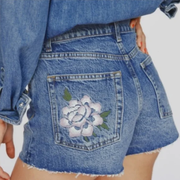 Reformation Jeans Charlie High Rise Embroidered Jean Shorts New With Tags - Picture 2 of 16